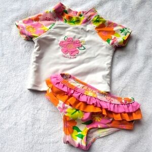 Oshkosh B'gosh 2 piece baby rashguard swim suit size 0-3 months